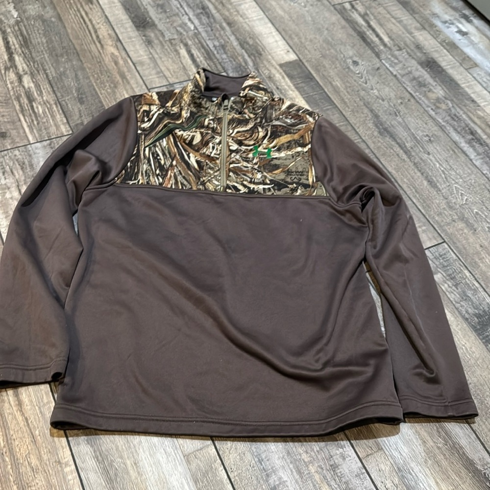 Men’s Adult Small Under Armour Pullover